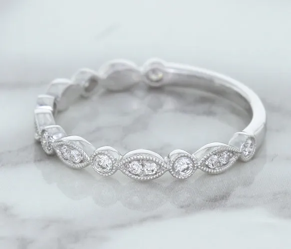 0.23ctw Diamond Alternating Marquise Band in 18K White Gold