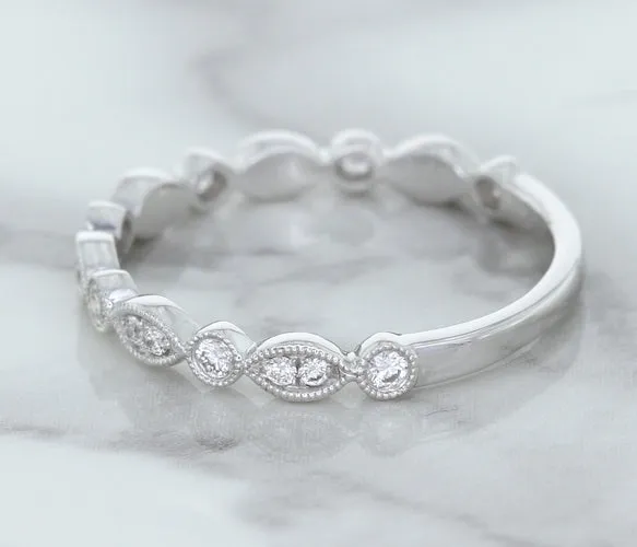0.23ctw Diamond Alternating Marquise Band in 18K White Gold