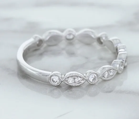 0.23ctw Diamond Alternating Marquise Band in 18K White Gold