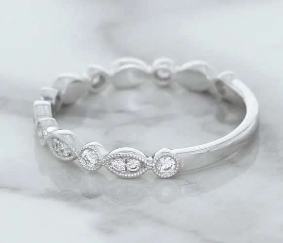 0.23ctw Diamond Alternating Marquise Band in 18K White Gold