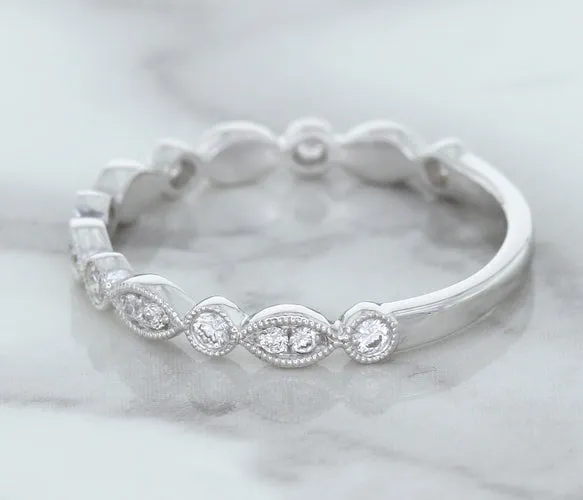 0.23ctw Diamond Alternating Marquise Band in 18K White Gold