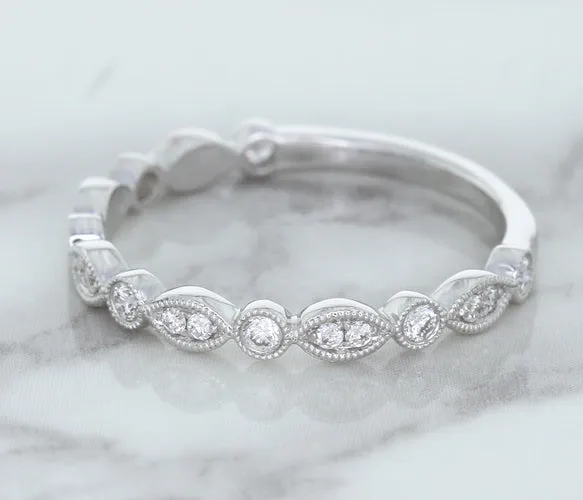 0.23ctw Diamond Alternating Marquise Band in 18K White Gold