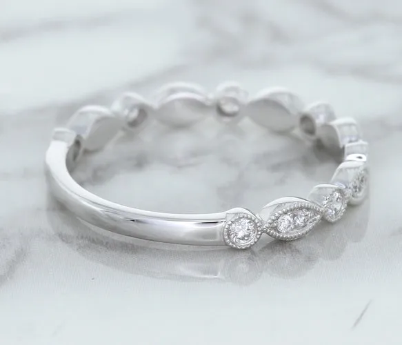 0.23ctw Diamond Alternating Marquise Band in 18K White Gold