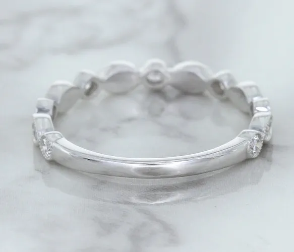 0.23ctw Diamond Alternating Marquise Band in 18K White Gold