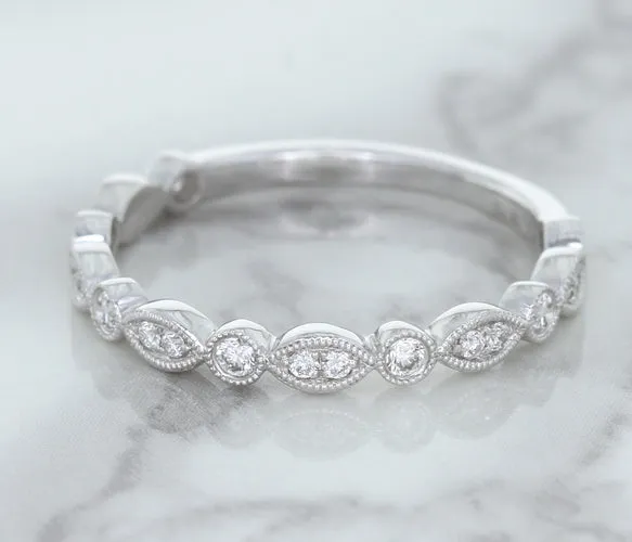 0.23ctw Diamond Alternating Marquise Band in 18K White Gold