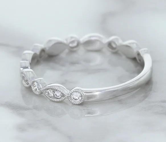 0.23ctw Diamond Alternating Marquise Band in 18K White Gold
