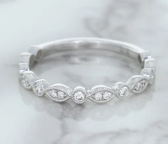 0.23ctw Diamond Alternating Marquise Band in 18K White Gold