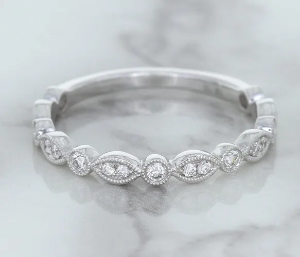 0.23ctw Diamond Alternating Marquise Band in 18K White Gold
