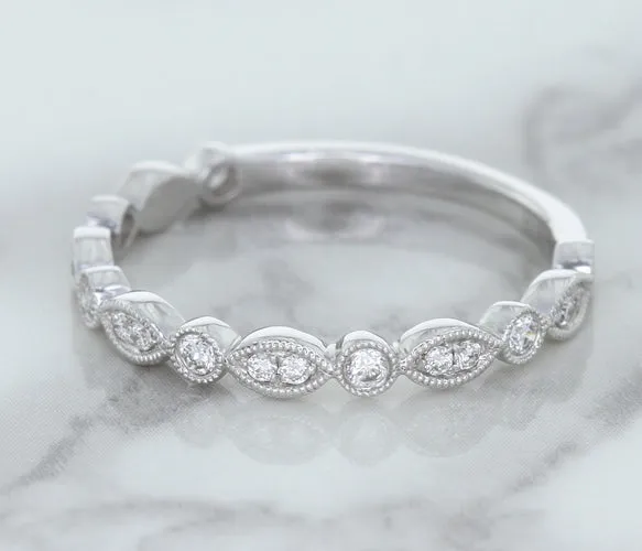 0.23ctw Diamond Alternating Marquise Band in 18K White Gold