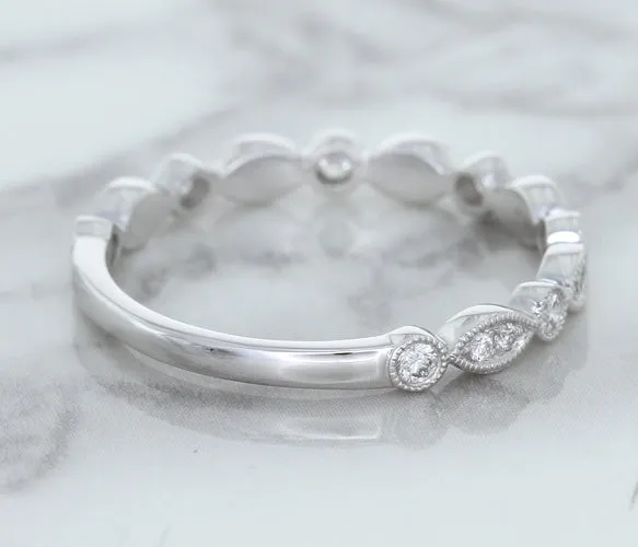 0.23ctw Diamond Alternating Marquise Band in 18K White Gold