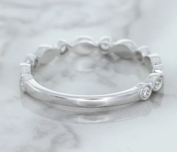 0.23ctw Diamond Alternating Marquise Band in 18K White Gold