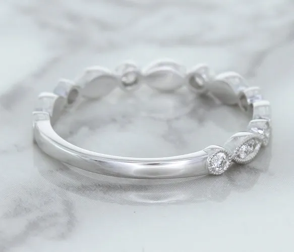 0.23ctw Diamond Alternating Marquise Band in 18K White Gold