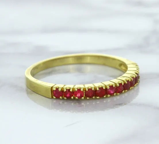 0.35ctw Round Ruby Ring in 18K Yellow Gold