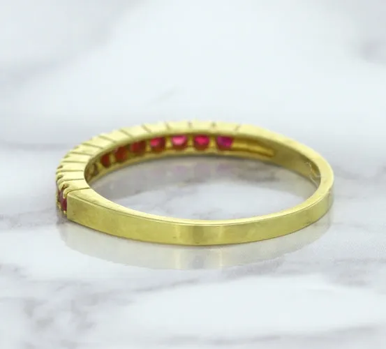 0.35ctw Round Ruby Ring in 18K Yellow Gold
