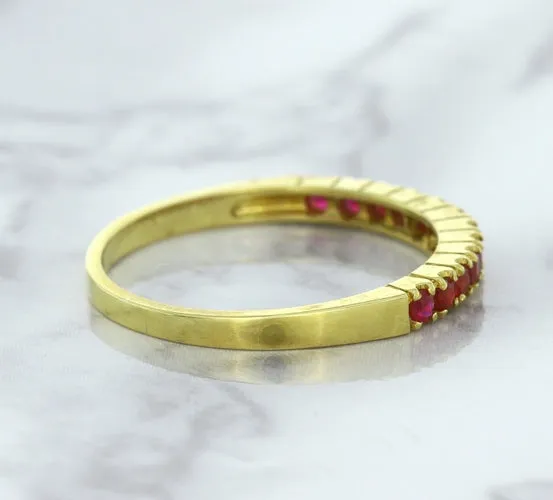 0.35ctw Round Ruby Ring in 18K Yellow Gold