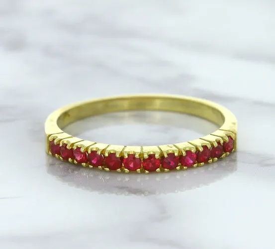 0.35ctw Round Ruby Ring in 18K Yellow Gold