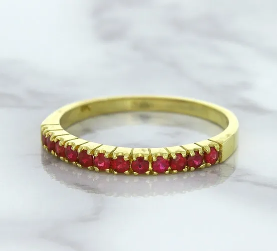 0.35ctw Round Ruby Ring in 18K Yellow Gold