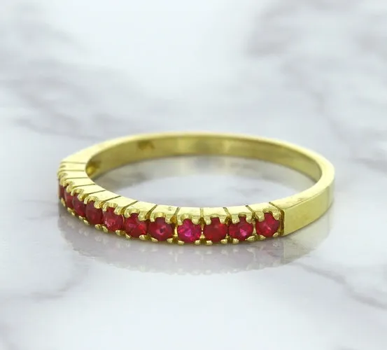 0.35ctw Round Ruby Ring in 18K Yellow Gold