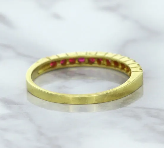 0.35ctw Round Ruby Ring in 18K Yellow Gold