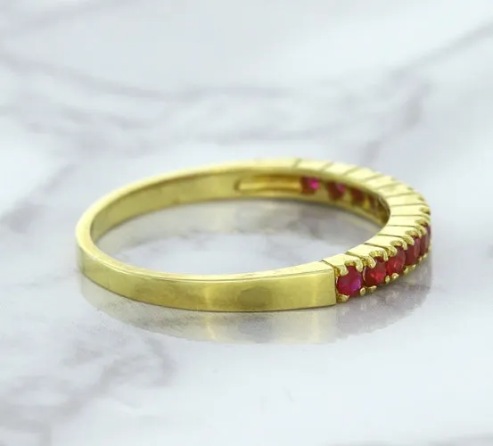 0.35ctw Round Ruby Ring in 18K Yellow Gold