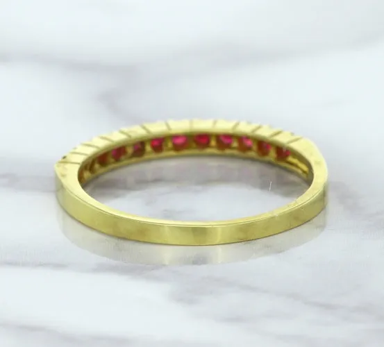 0.35ctw Round Ruby Ring in 18K Yellow Gold
