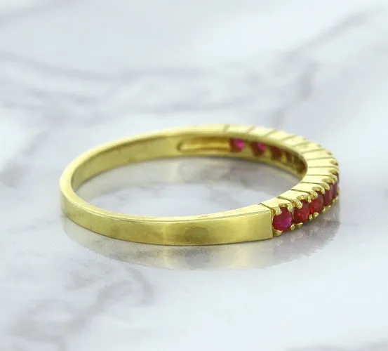 0.35ctw Round Ruby Ring in 18K Yellow Gold