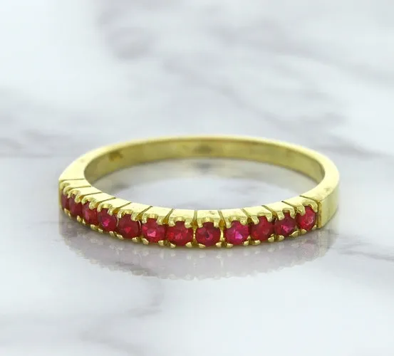0.35ctw Round Ruby Ring in 18K Yellow Gold