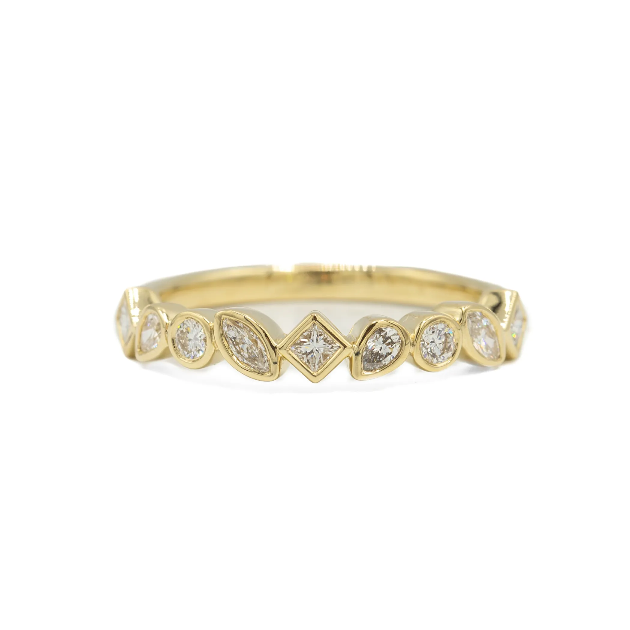 14ky Fancy Diamond Bezel Band