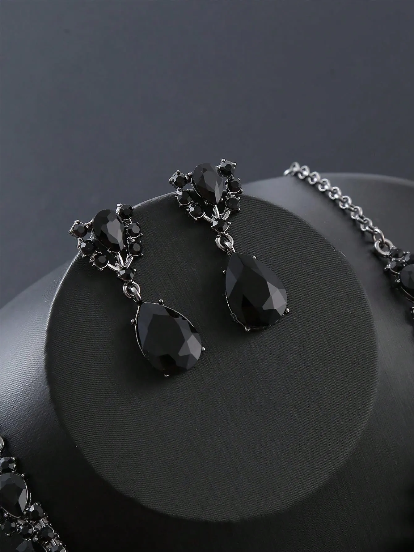 2pcs Rhinestone Inlaid Necklace And Earring Set