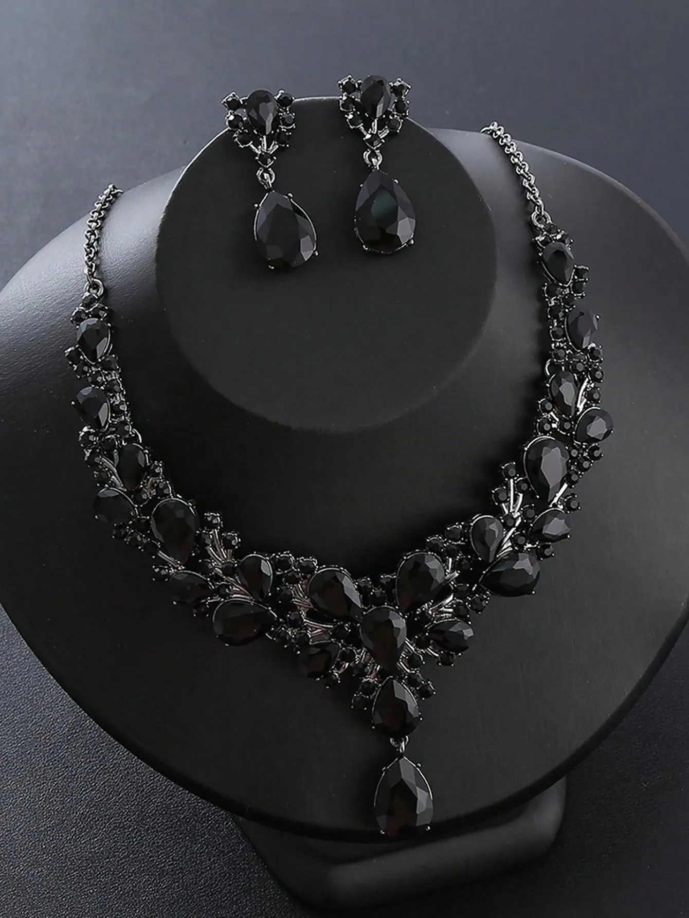 2pcs Rhinestone Inlaid Necklace And Earring Set