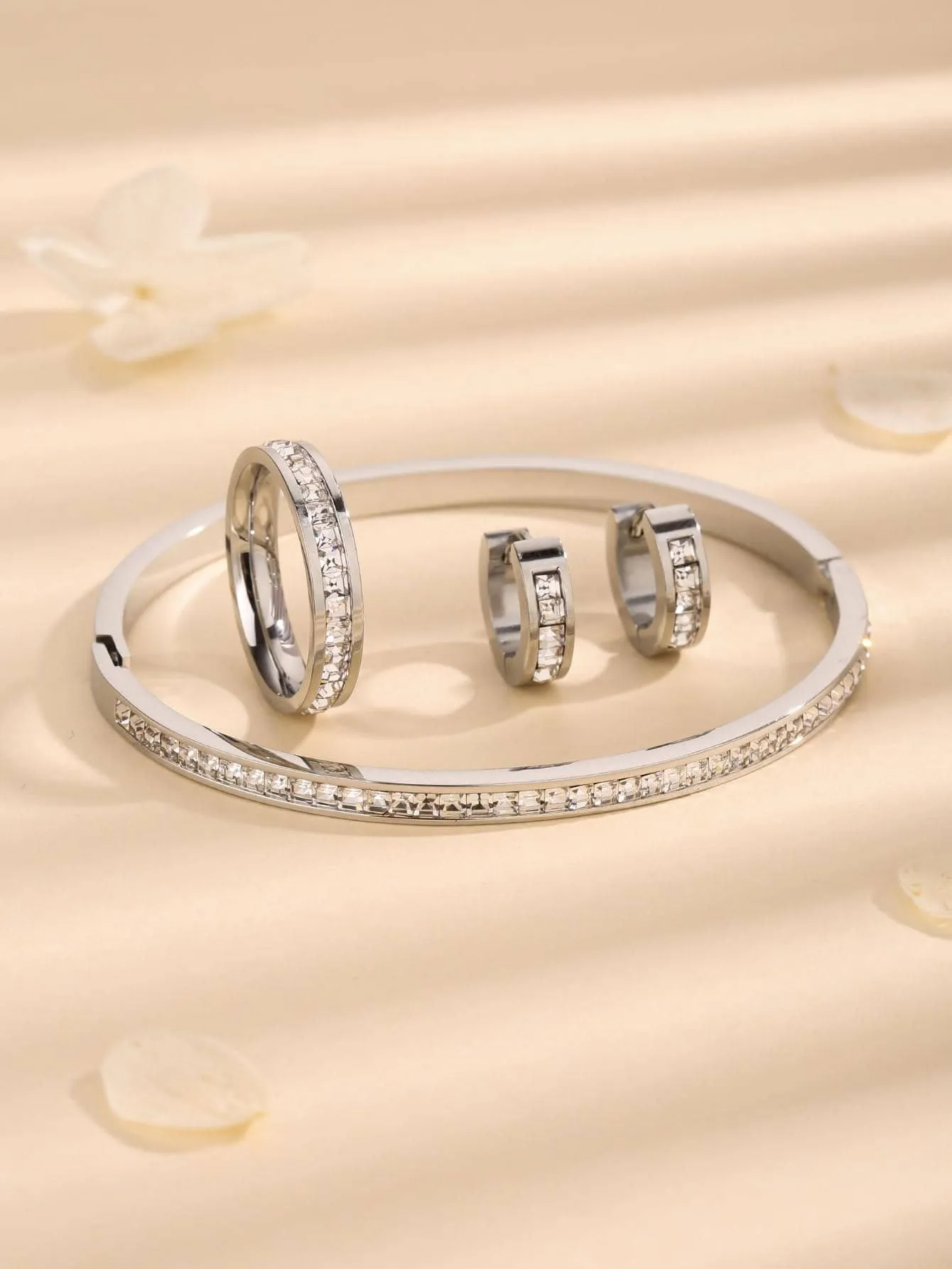 4pcs Cubic Zirconia Bracelet, Ring And Earrings Set - Silver