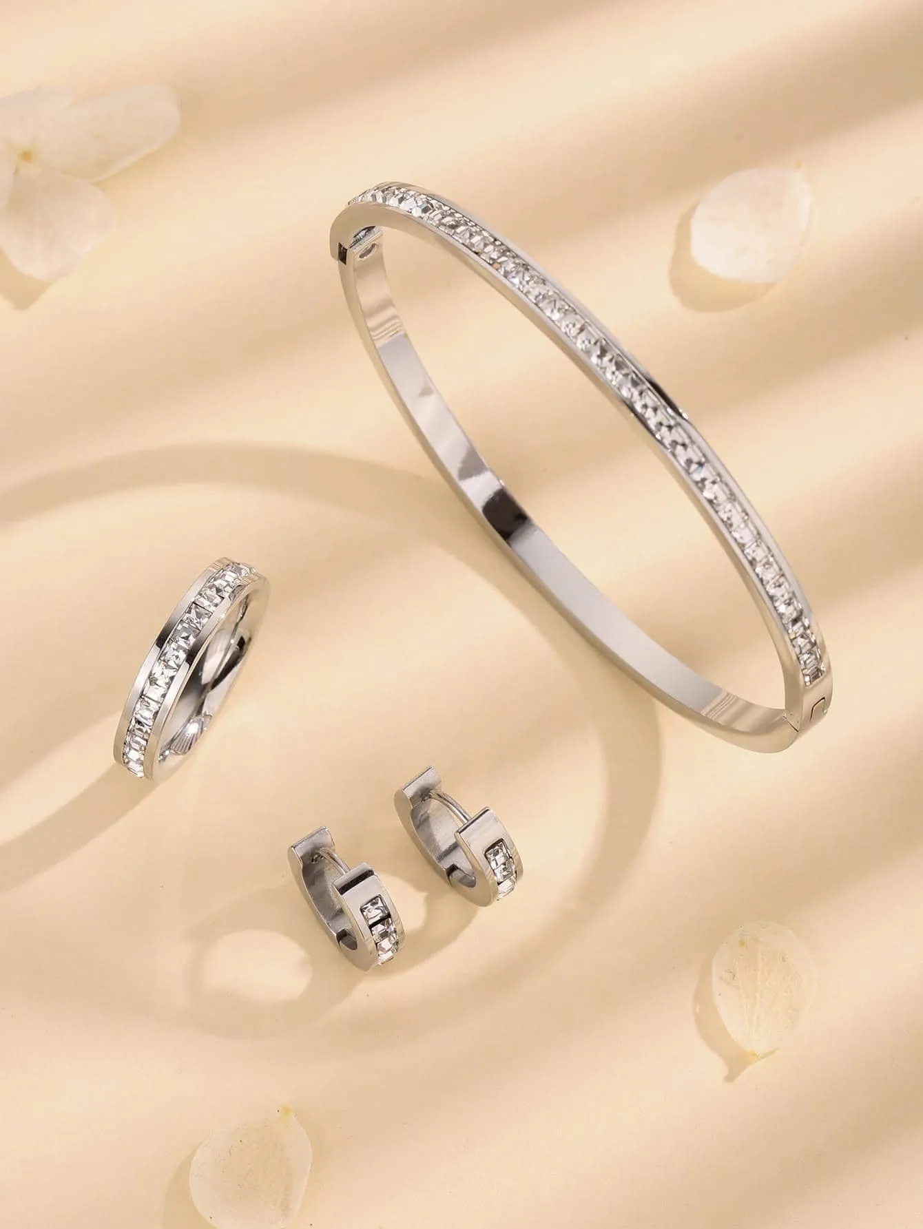 4pcs Cubic Zirconia Bracelet, Ring And Earrings Set - Silver