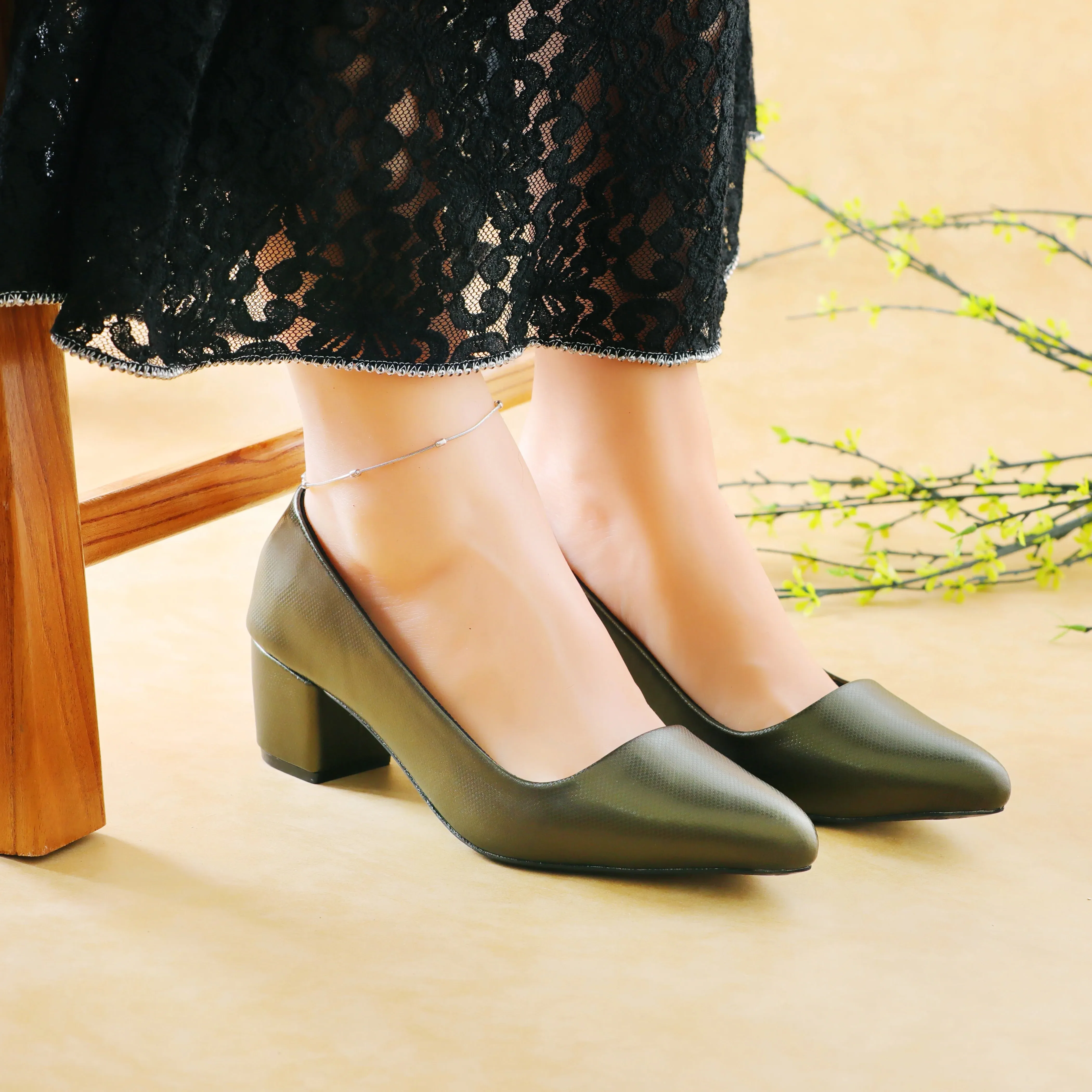 Antonio Heeled Pumps Olive Green