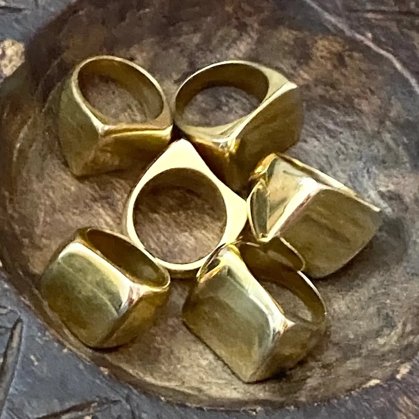 AYAM Abstract Ring