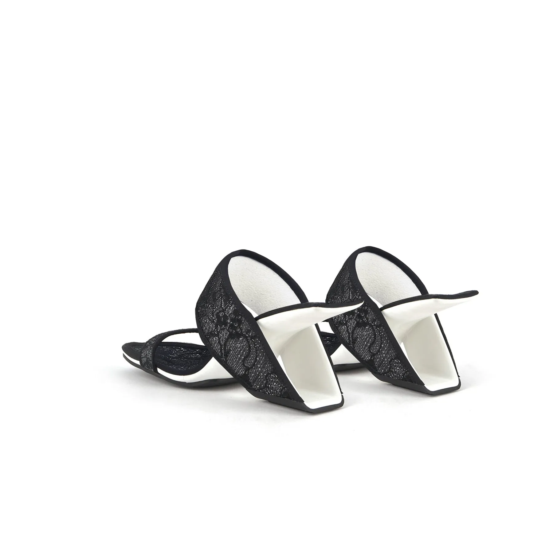 Camellia Lace Upper Leather Heeled Sandal - Black