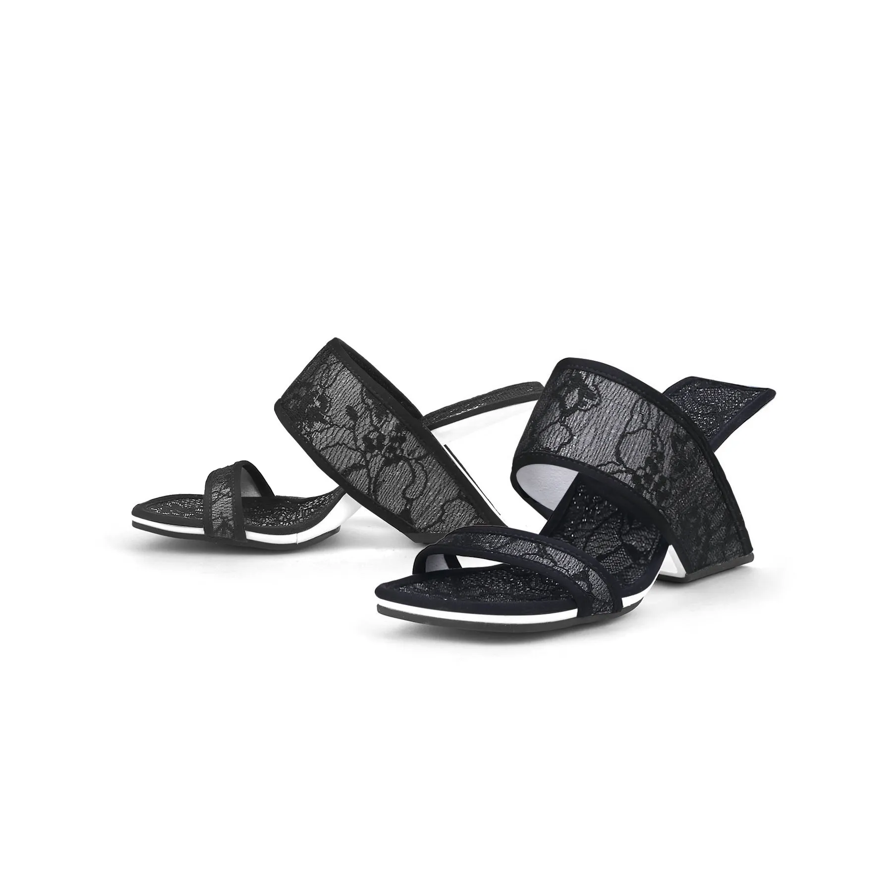 Camellia Lace Upper Leather Heeled Sandal - Black