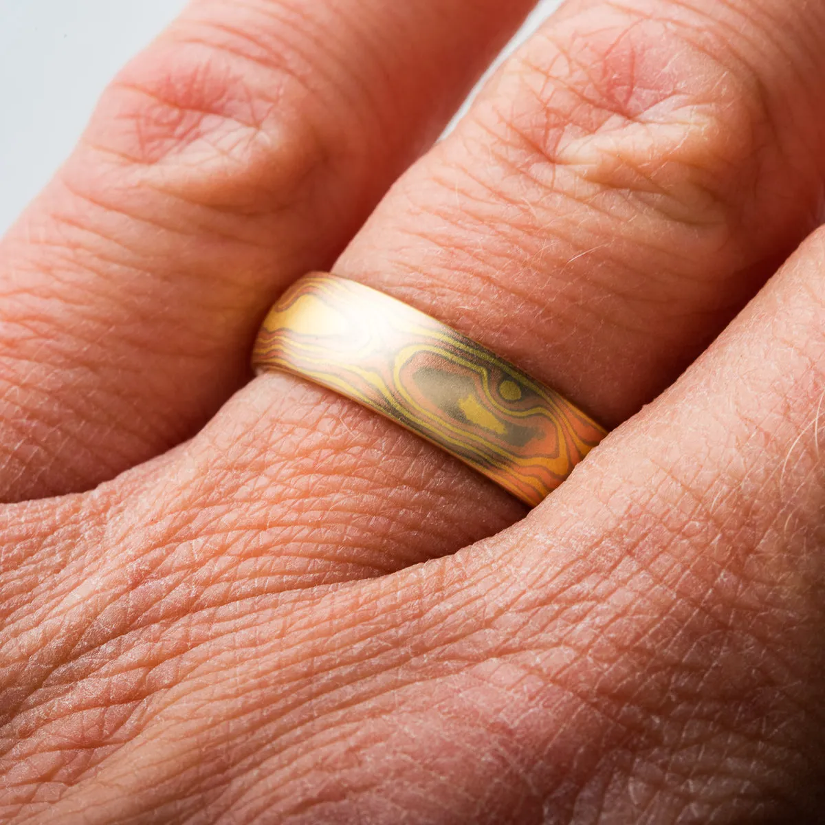 Elegant Mokume Gane Ring or Wedding Band in All Gold 18k Blaze Palette and Woodgrain Pattern