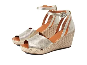Gentle Souls by Kenneth Cole Women's Charli X Band Buckle Heeled Sandal, Ice, 9.5