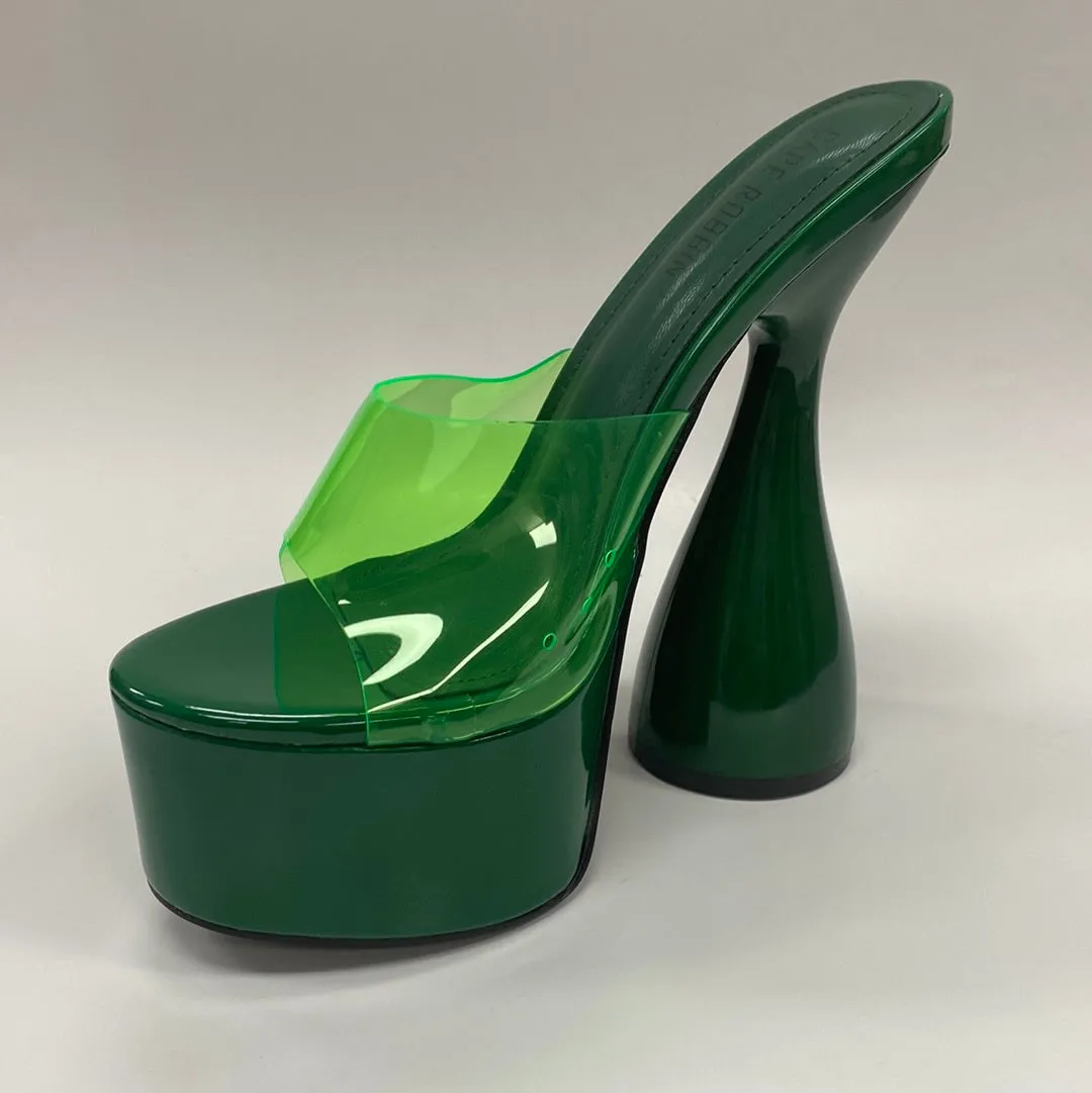 INJI cape Robin sandals