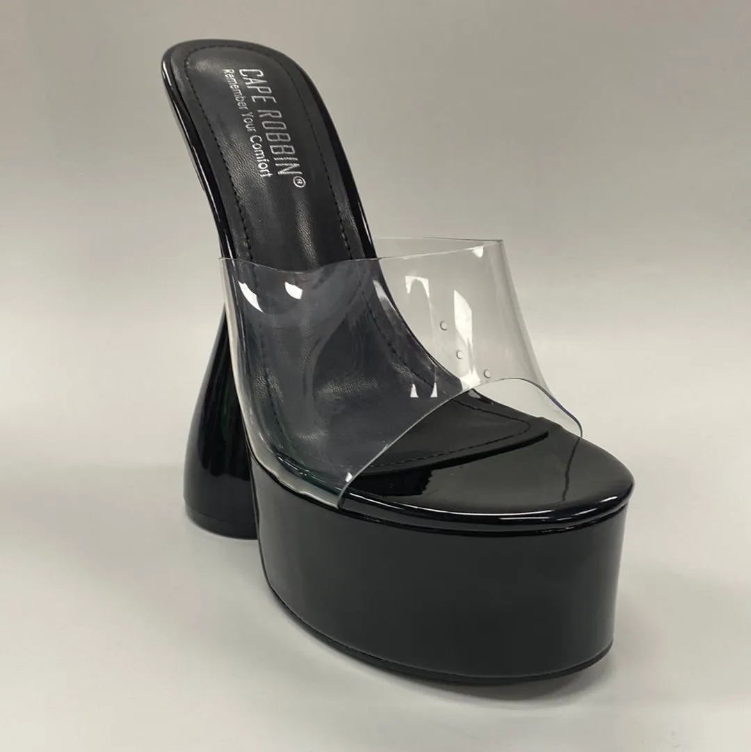 INJI cape Robin sandals