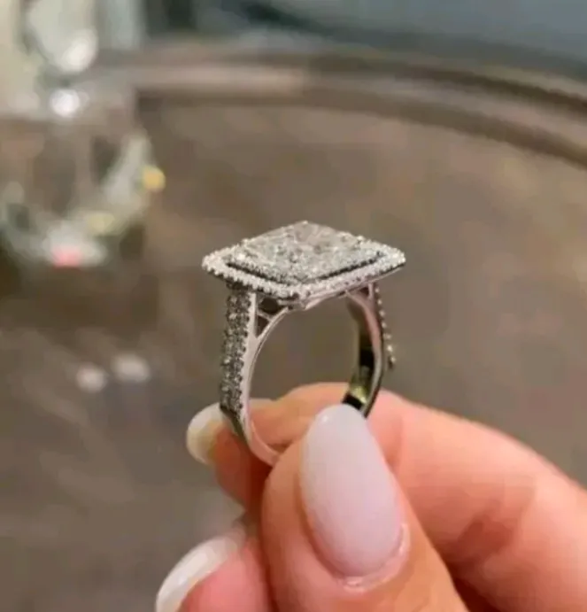 Luxurious And Shiny Engagement Ring Wedding Ring Fast Free Shipping Size 7