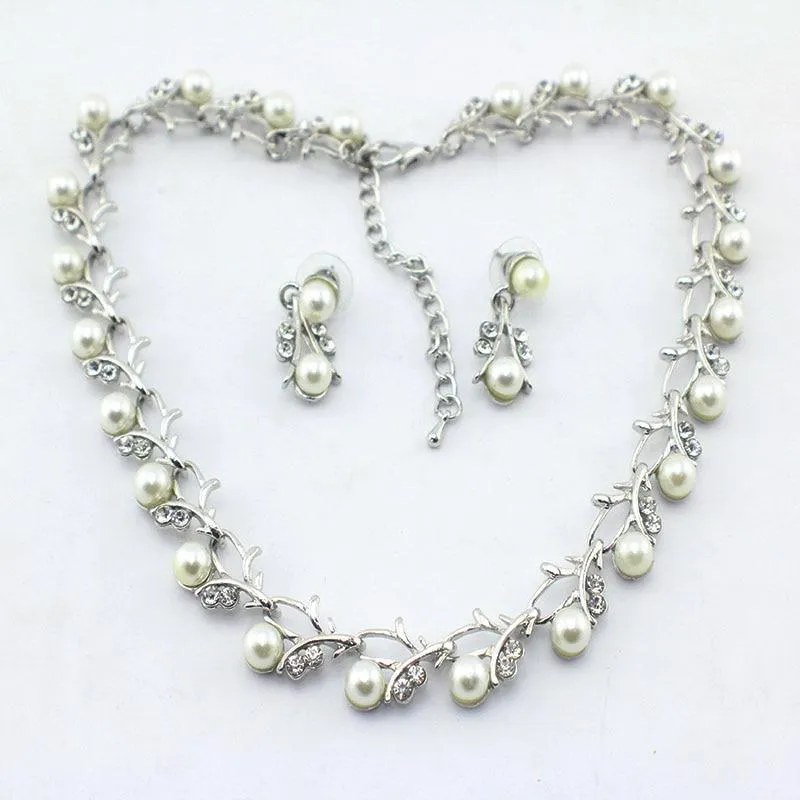 Luxury Deigner Pearl Wedding Necklace Earring Sets Bridal Jewelry Sets for Women Elegant Necklace Earrings and Brecelet in One Set