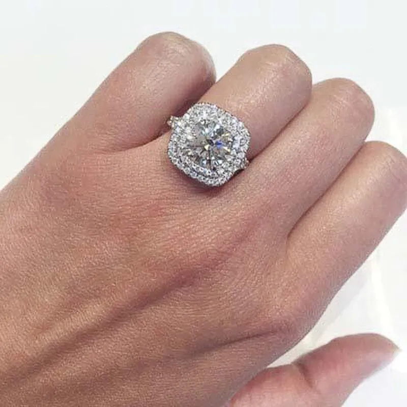 Luxury White Sapphire Gemstone Engagement Ring Women Jewelry