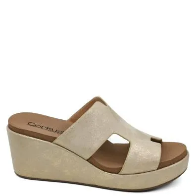 Pucker Up Wedge - Gold Metallic
