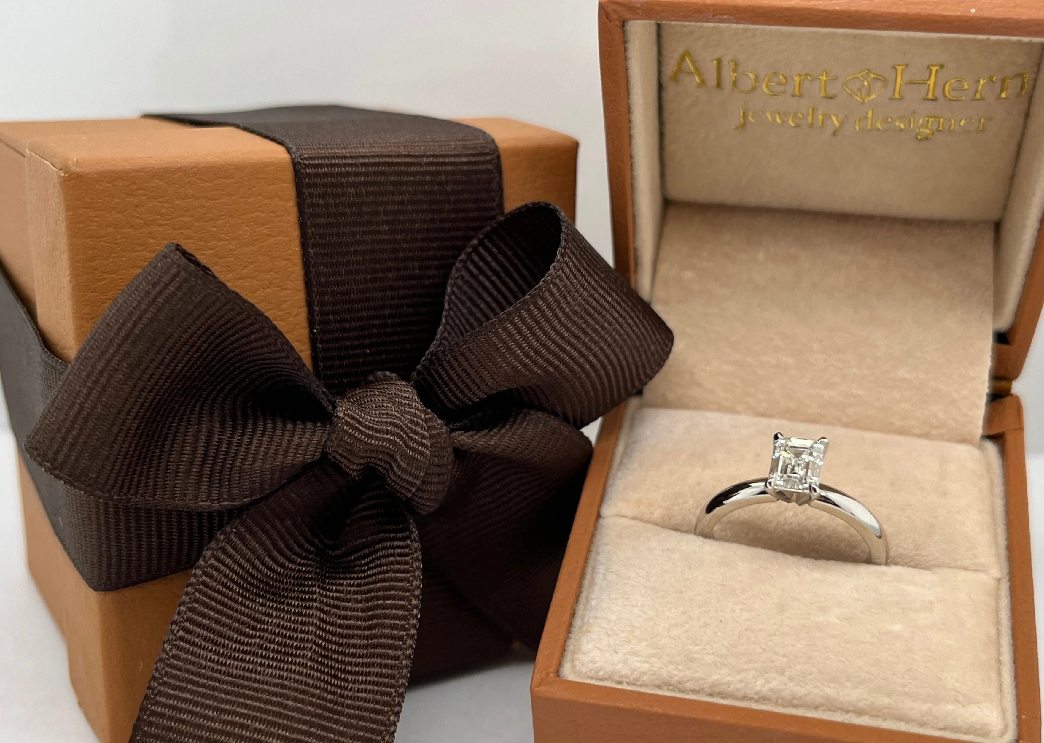Ring Platinum GIA Solitaire Emerald Cut Diamond 1.01 cts H SI2