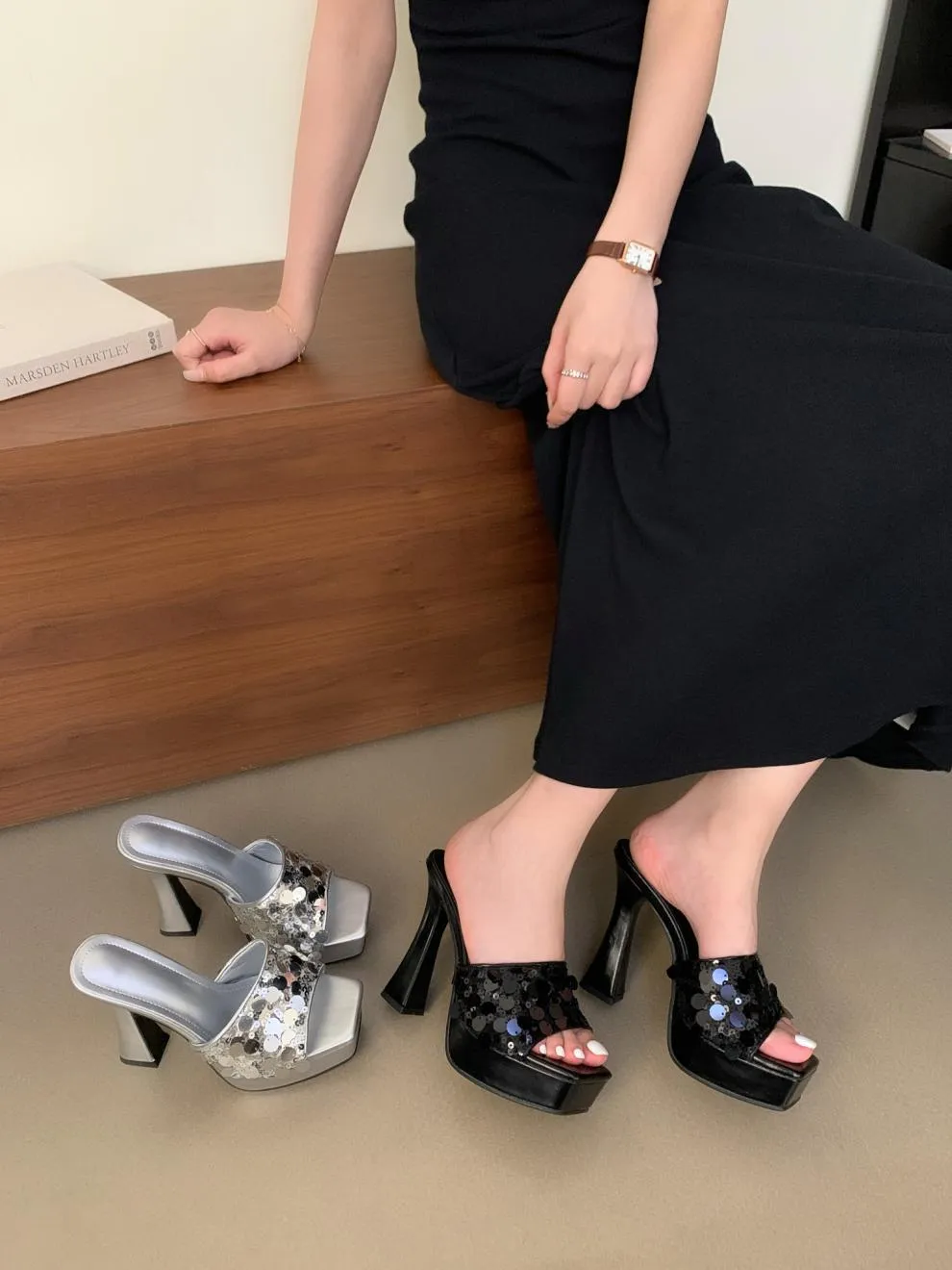 Sequin Versatile Chunky Heel Shoes