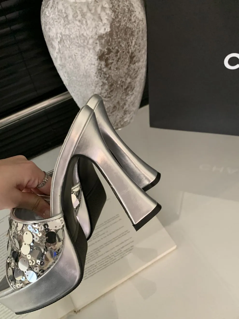 Sequin Versatile Chunky Heel Shoes