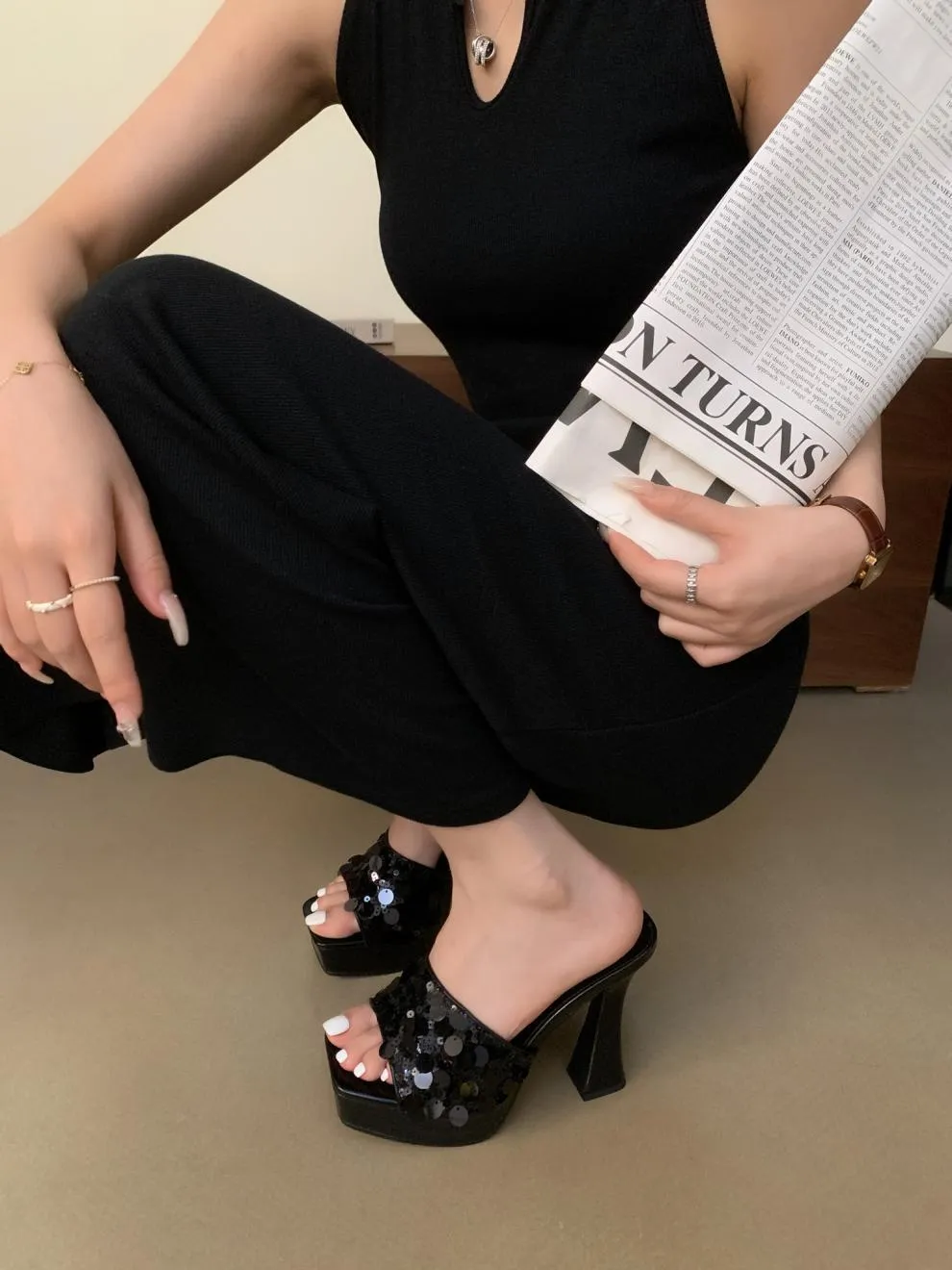 Sequin Versatile Chunky Heel Shoes