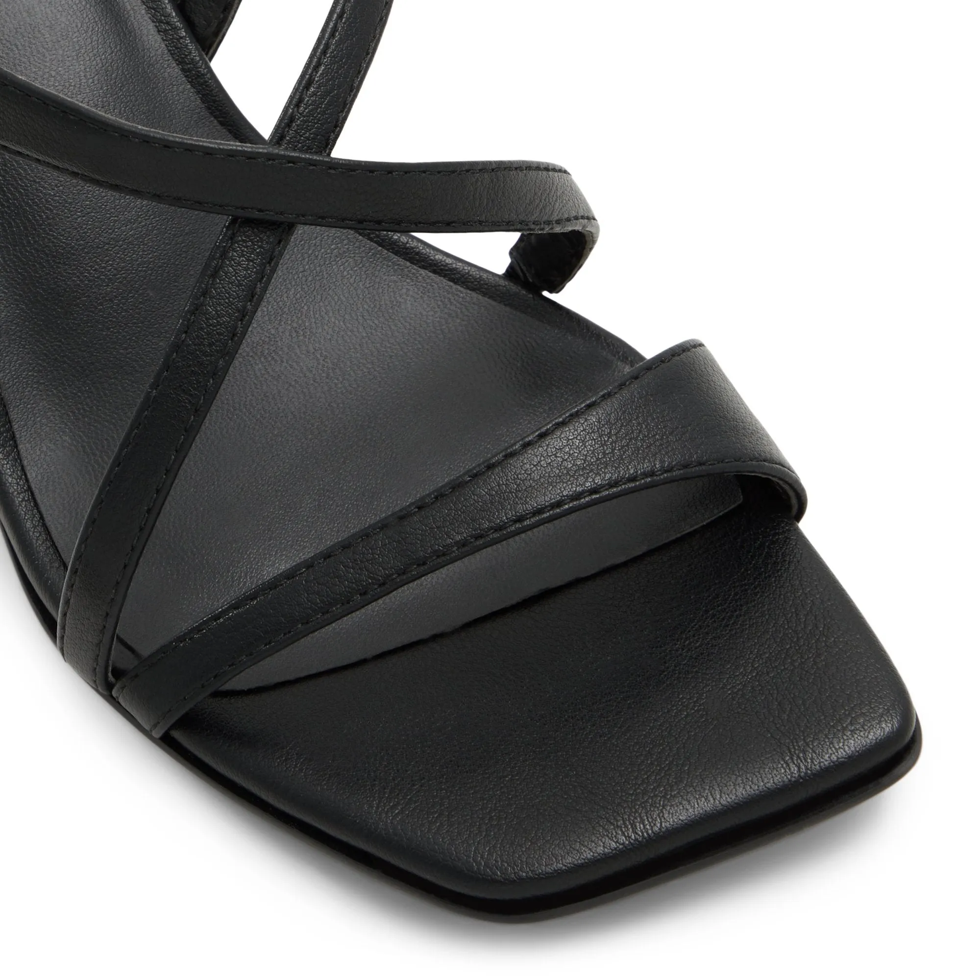 Shaynaa / Heeled Sandals