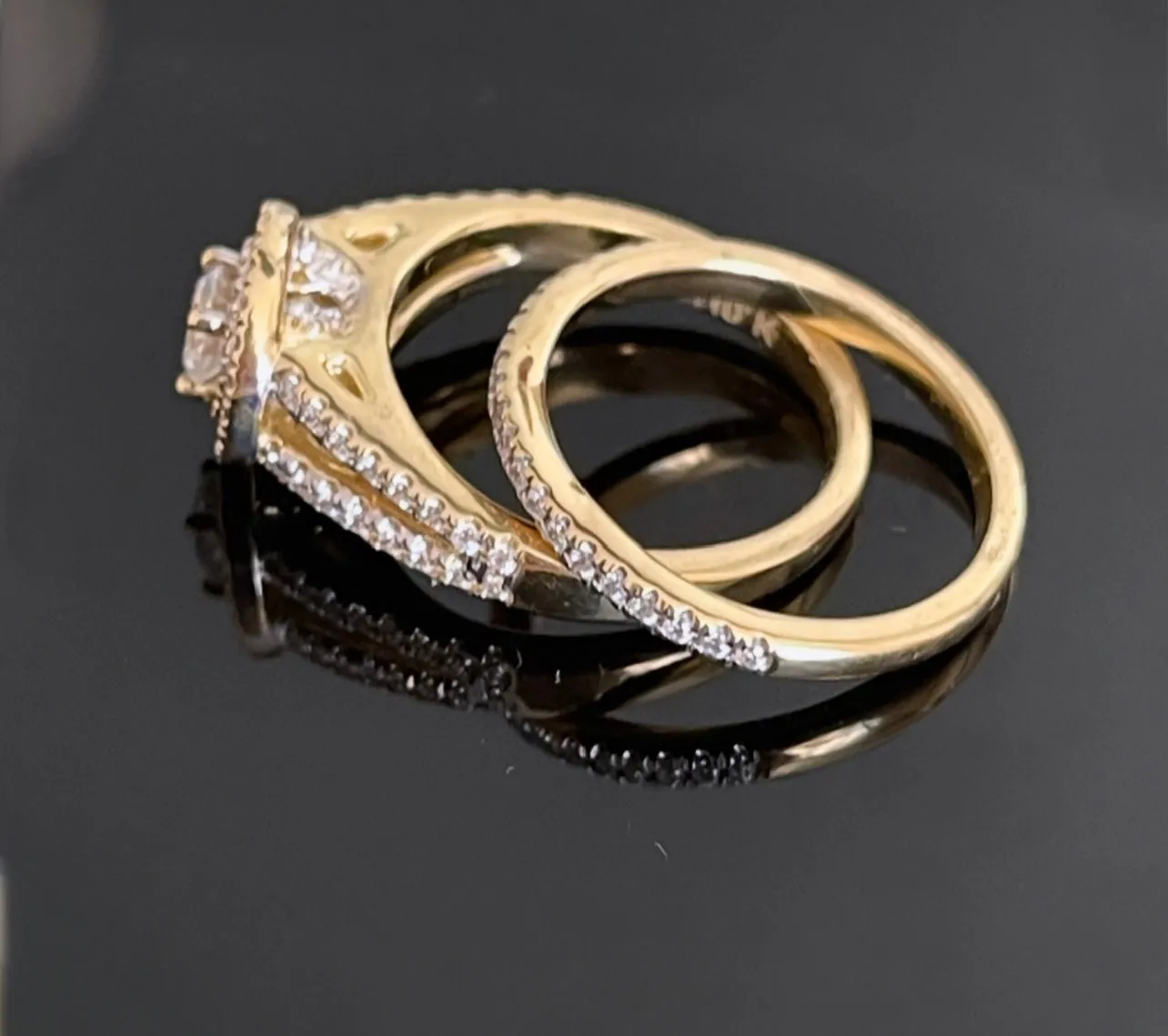 Tula wedding rings